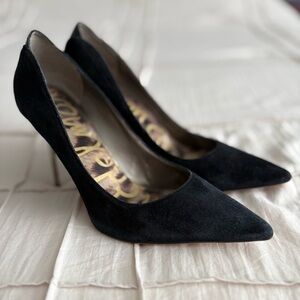 Sam Edelman Black Suede Pointed Toe Heels – Size 9.5